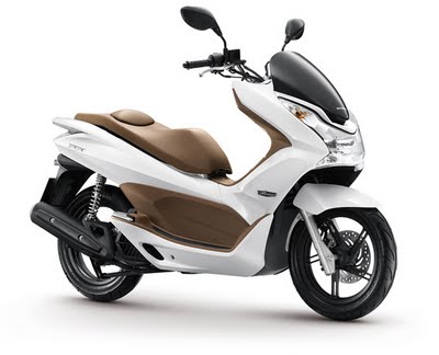 honda-pcx-auto-125cc-motorbike.jpg