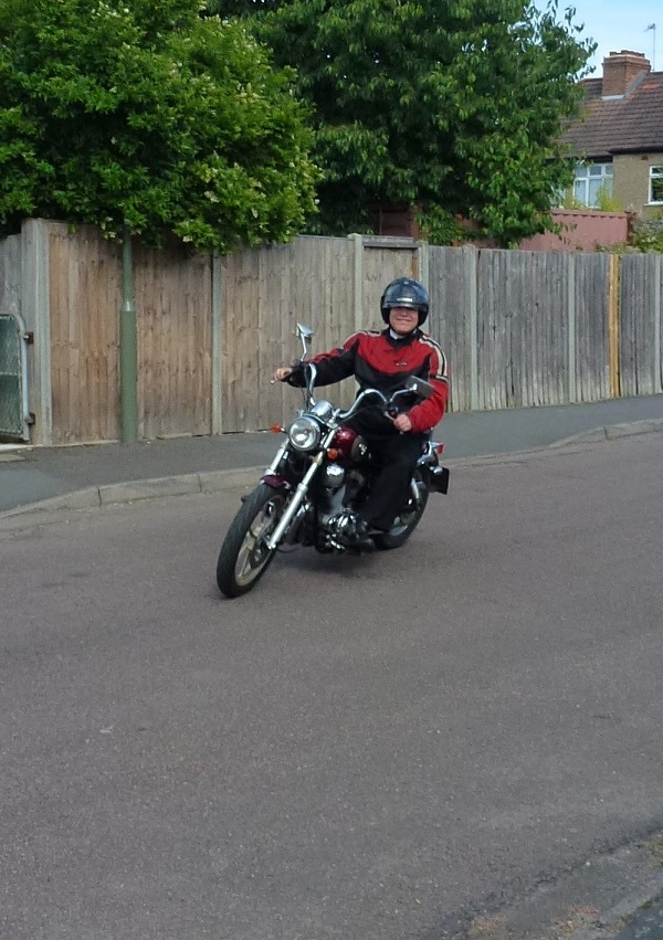 Coming home from work on the Yamaha Virago