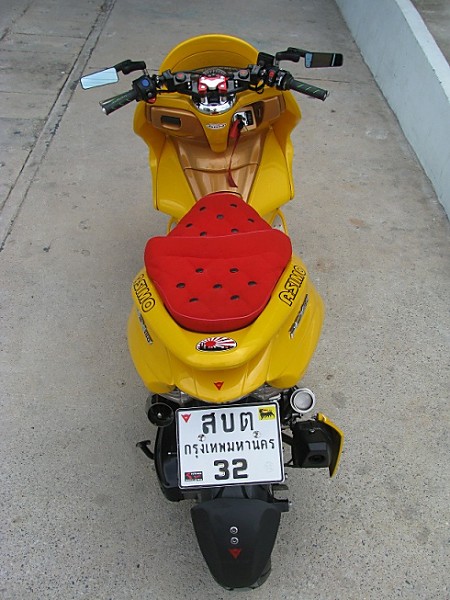 Thai Bikes 012c_800x600.jpg