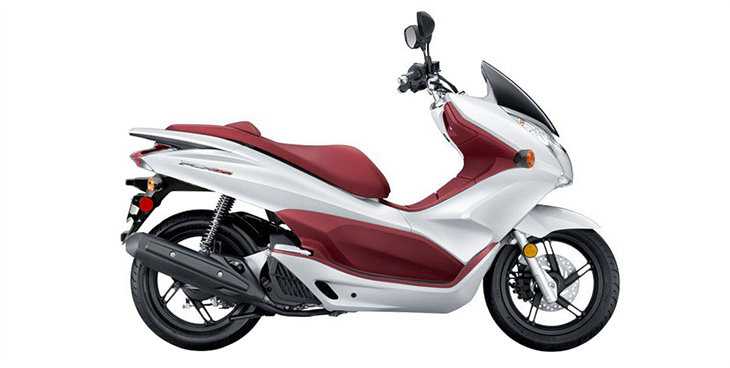 pcx150_12875_nha37p_and_pearl_himalayas_white_with_maple_leaf_red_interior_front.png