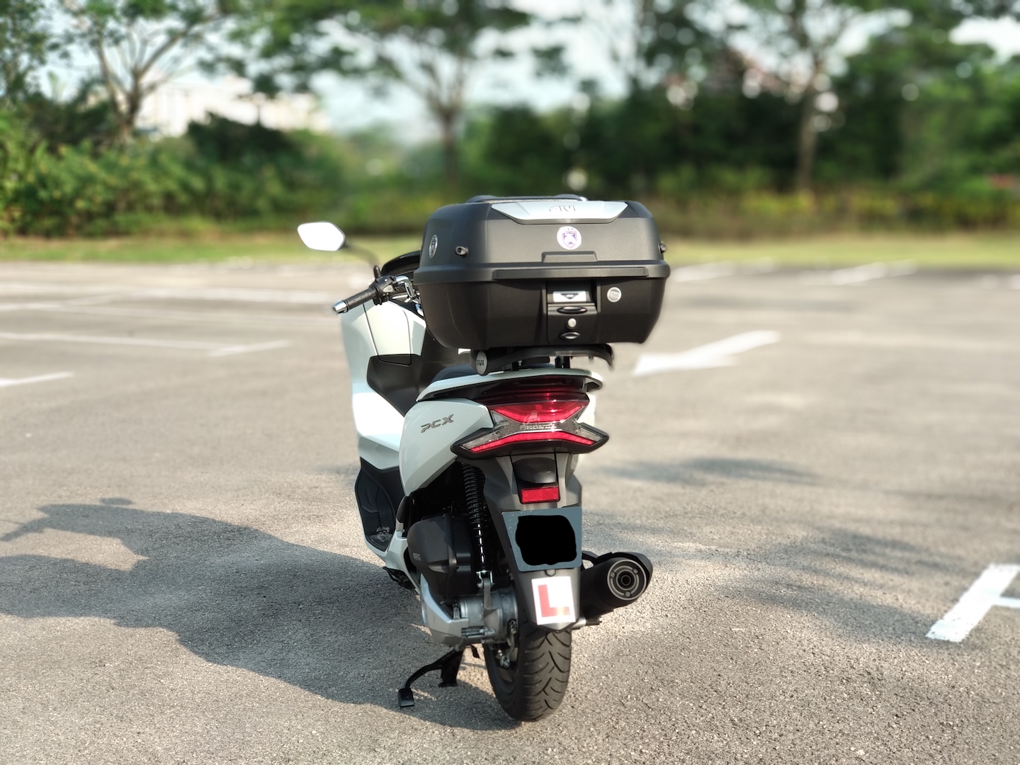 PCX with 43 litre Givi box