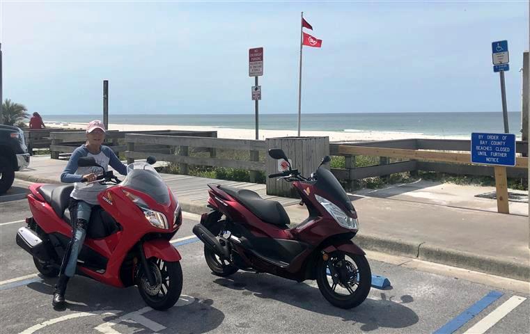 BikesAtPier (Small).jpg