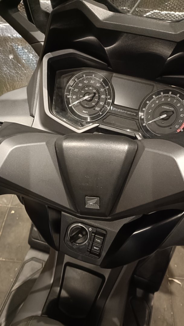 This central cover hides everything.