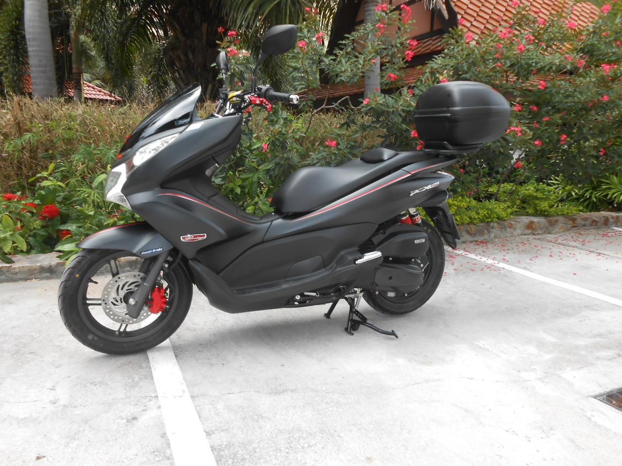 new pcx 049.JPG