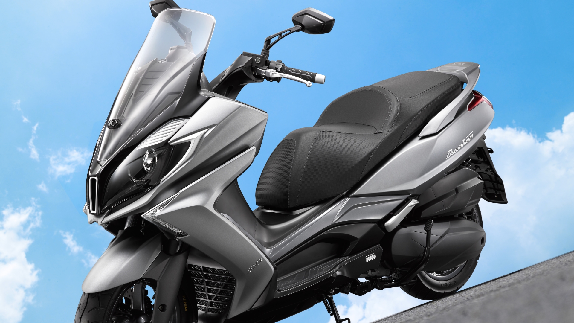 KYMCO Downtown 350i (2).jpg