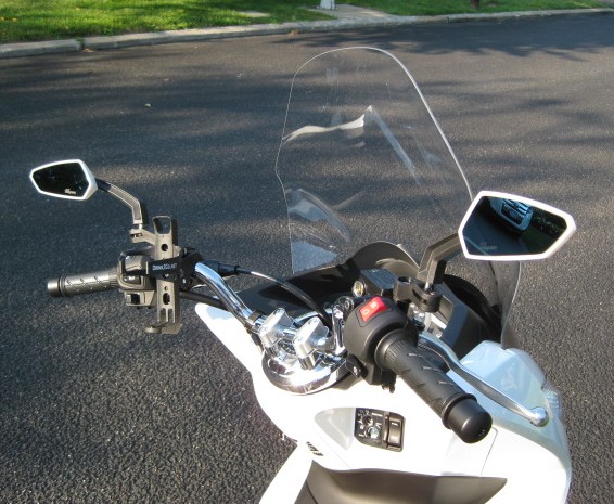 Magazi 5 Twin Mirrors.JPG